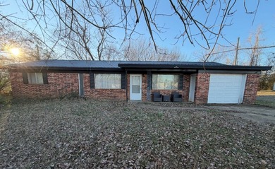 Current River Home For Sale in Doniphan Missouri