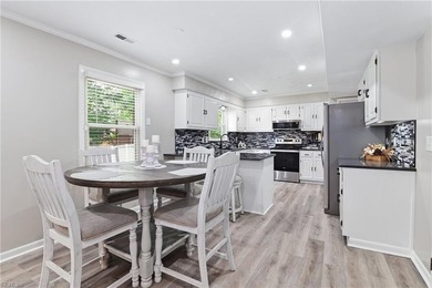 Welcome to the highly sought after neighborhood of Farmington! - photo 12