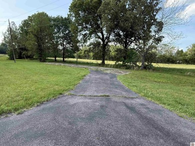 Location, location, location!! Just under 5 acres of commercial - photo 17