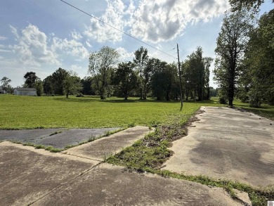 Location, location, location!! Just under 5 acres of commercial - photo 20
