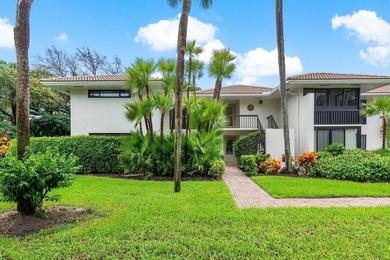 Beautifully renovated 2 bedroom Corner 2nd floor condo with Golf - photo 34