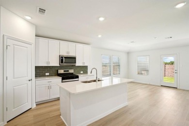 Lake Lavon Home Under Contract in Farmersville Texas