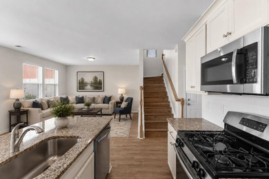Imagine coming home to a quiet, tree-lined community just - photo 10