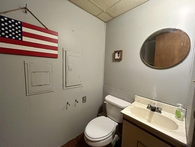 Brought back to life in 2026! This adorable 3-bedroom, 2-bath - photo 24