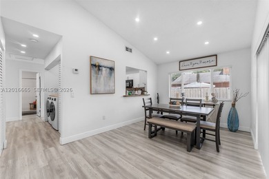 Beautiful 3-bedroom, 2-bath single-family home located in a - photo 7