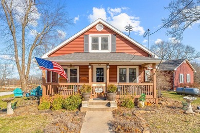 Farmhouse & Turnkey Event Venue on 2.85 Unrestricted Acres in - photo 2