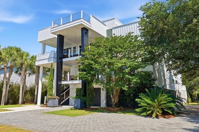 Nestled just steps from the Atlantic Ocean, this exceptional - photo 9