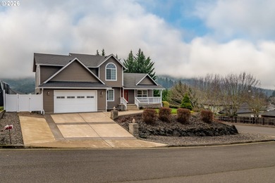 North Umpqua River Home For Sale in Winchester Oregon