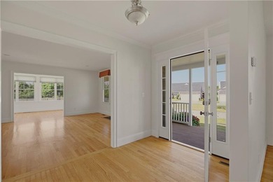 WELCOME HOME TO 189 FERRY LANDING CIRCLE. THIS RARE, CORNER UNIT - photo 6