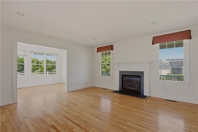 WELCOME HOME TO 189 FERRY LANDING CIRCLE. THIS RARE, CORNER UNIT - photo 8