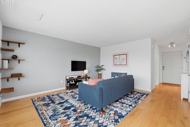 Enjoy elevated Portland living from this light-filled Abitare - photo 11