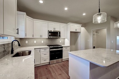Welcome Home to The Glades at Hawley Meadows, where luxury - photo 11