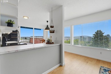 Enjoy elevated Portland living from this light-filled Abitare - photo 14