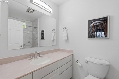 Enjoy elevated Portland living from this light-filled Abitare - photo 18