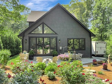 Enjoy the serenity of a South County lifestyle. High quality - photo 2