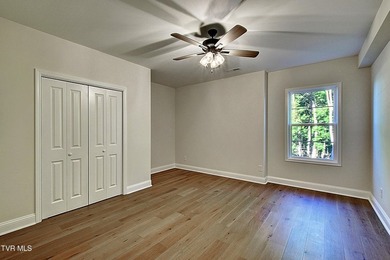 Welcome Home to The Glades at Hawley Meadows, where luxury - photo 33