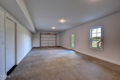 Welcome Home to The Glades at Hawley Meadows, where luxury - photo 35
