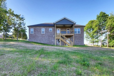 Welcome Home to The Glades at Hawley Meadows, where luxury - photo 37