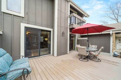 Relaxed Living Starts Here! Easy living awaits in this - photo 8