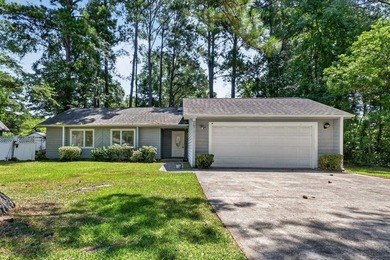 Three-bedroom, two-bathroom, single-story ranch home with a - photo 1
