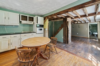 SIGNIFICANT PRICE REDUCTION! The entire western border of this - photo 12