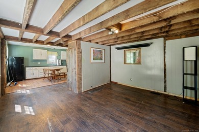 SIGNIFICANT PRICE REDUCTION! The entire western border of this - photo 15