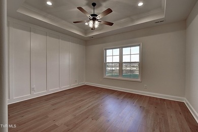 Beautiful family-friendly 4 bedroom, 3 bath home featuring two - photo 16
