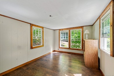 SIGNIFICANT PRICE REDUCTION! The entire western border of this - photo 19