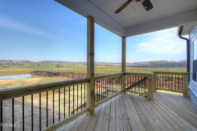 Beautiful family-friendly 4 bedroom, 3 bath home featuring two - photo 37