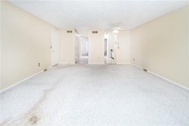 Opportunity awaits at 161 West Shore Road, Unit 5C! This - photo 9