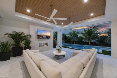 Experience the epitome of luxury living in this exceptional new - photo 4