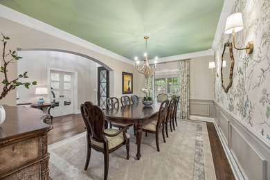 This sprawling 5-bedroom, 3.5-bathroom family estate offers - photo 10