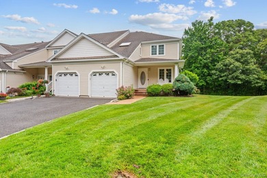 This stunning 4 Bedroom, 4 Full Bath end-unit Townhouse offers - photo 2