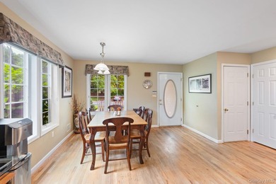 This stunning 4 Bedroom, 4 Full Bath end-unit Townhouse offers - photo 9