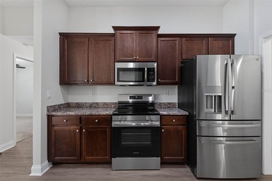 Welcome to this beautiful 4 bedroom/3 bathroom home in the - photo 8