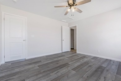 Experience the simplicity of single-level living in this - photo 11