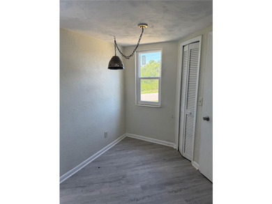 LOOKING FOR A PROPERTY THAT HAS A SHORT-TERM LICENSE - photo 14