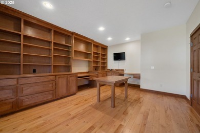 Gorgeous Devil's Lake views anchor this thoughtfully designed - photo 17