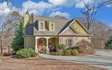 Experience lake living at its best in this beautifully crafted 4 - photo 1