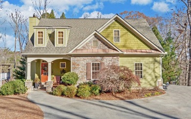 Experience lake living at its best in this beautifully crafted 4 - photo 2