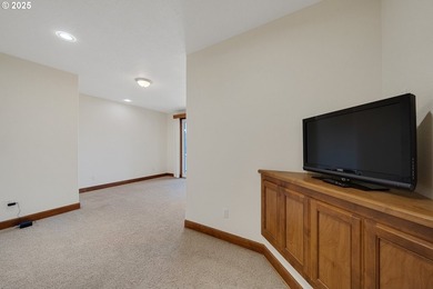 Gorgeous Devil's Lake views anchor this thoughtfully designed - photo 28
