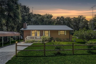 (private lake, pond, creek) Home For Sale in Bushnell Florida