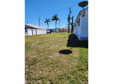 ESCAPE TO PARADISE in St. James City, Pine Island, Florida! This - photo 4