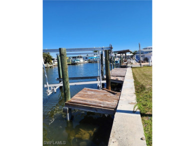 ESCAPE TO PARADISE in St. James City, Pine Island, Florida! This - photo 8