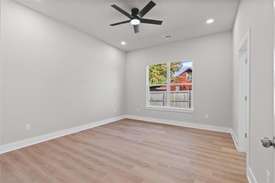 Seller offering $2,000 towards rate buydown or closing costs! - photo 11