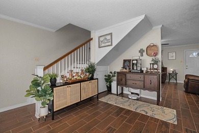 Welcome to this completely renovated townhome with views of Cane - photo 16