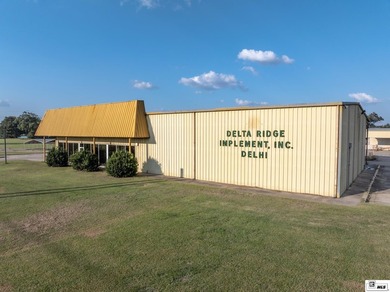 Large Warehouse located North of Delhi Louisiana located on - photo 1