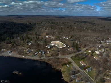 Lakeview Lot with Architectural Drawings, Survey and 3 Bedroom - photo 24