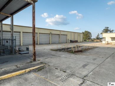 Large Warehouse located North of Delhi Louisiana located on - photo 4