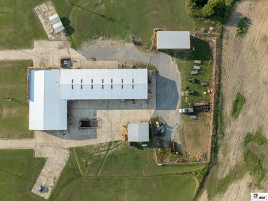 Large Warehouse located North of Delhi Louisiana located on - photo 5